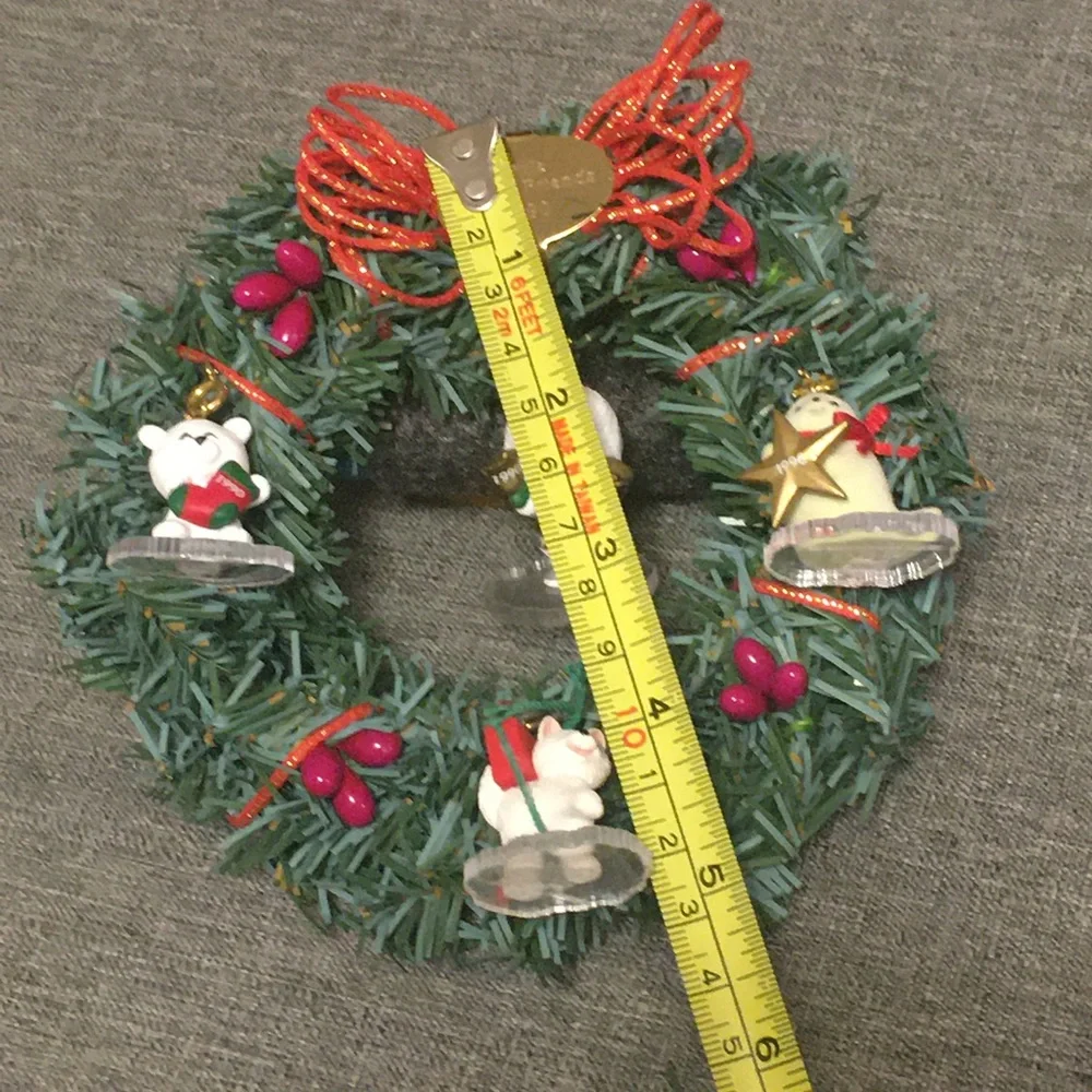 Hallmark Little Frosty Friends mini Wreath 1990 NWB Eskimo Seal Dog Bear Alaska